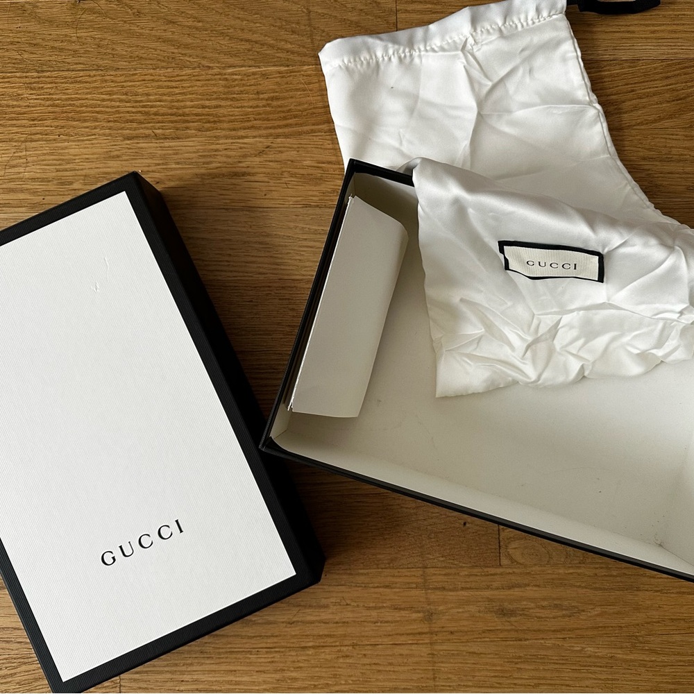 Gucci White & Black Shoe Box with Dust Bag